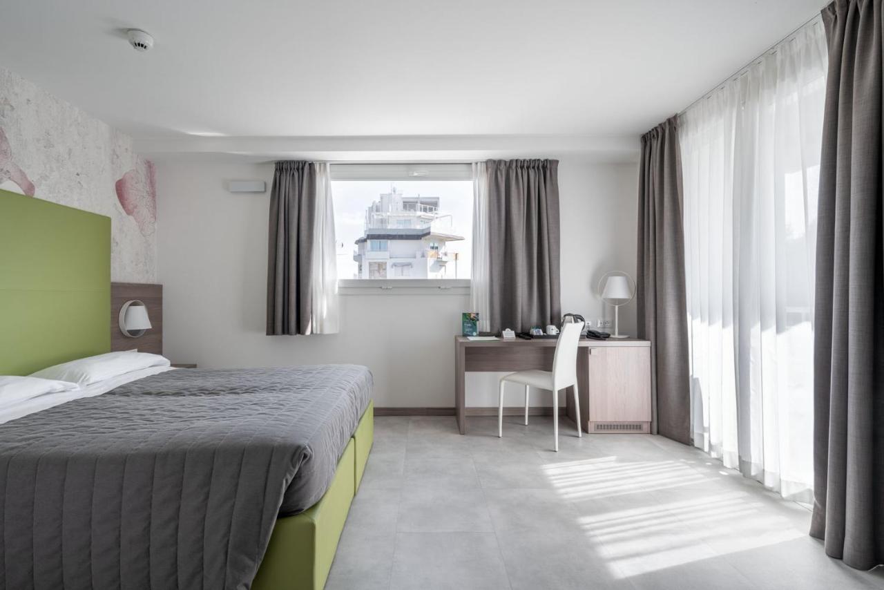 Hotel Iris